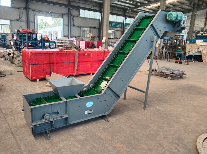 皮带机输送物料角度是多少？